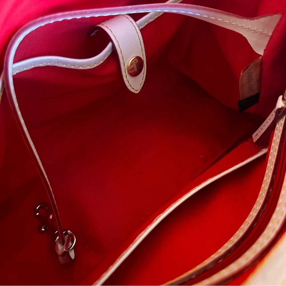 Dooney & Bourke Floral Botanical Boston Bag Rainbow Zipper - Picture 11 of 13